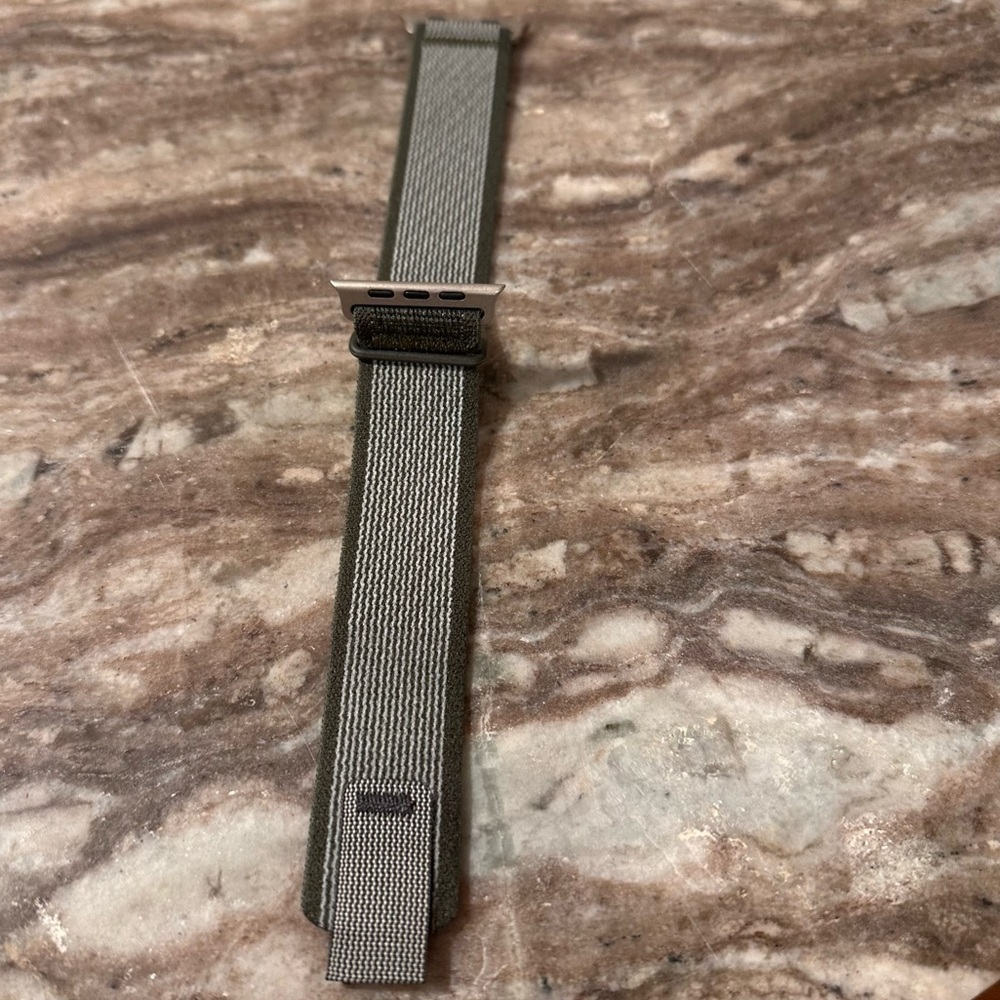 FREE* (1) Apple Watch Sport Loop Wristband Nylon & Velcro. Army Green Striped - Picture 9 of 16